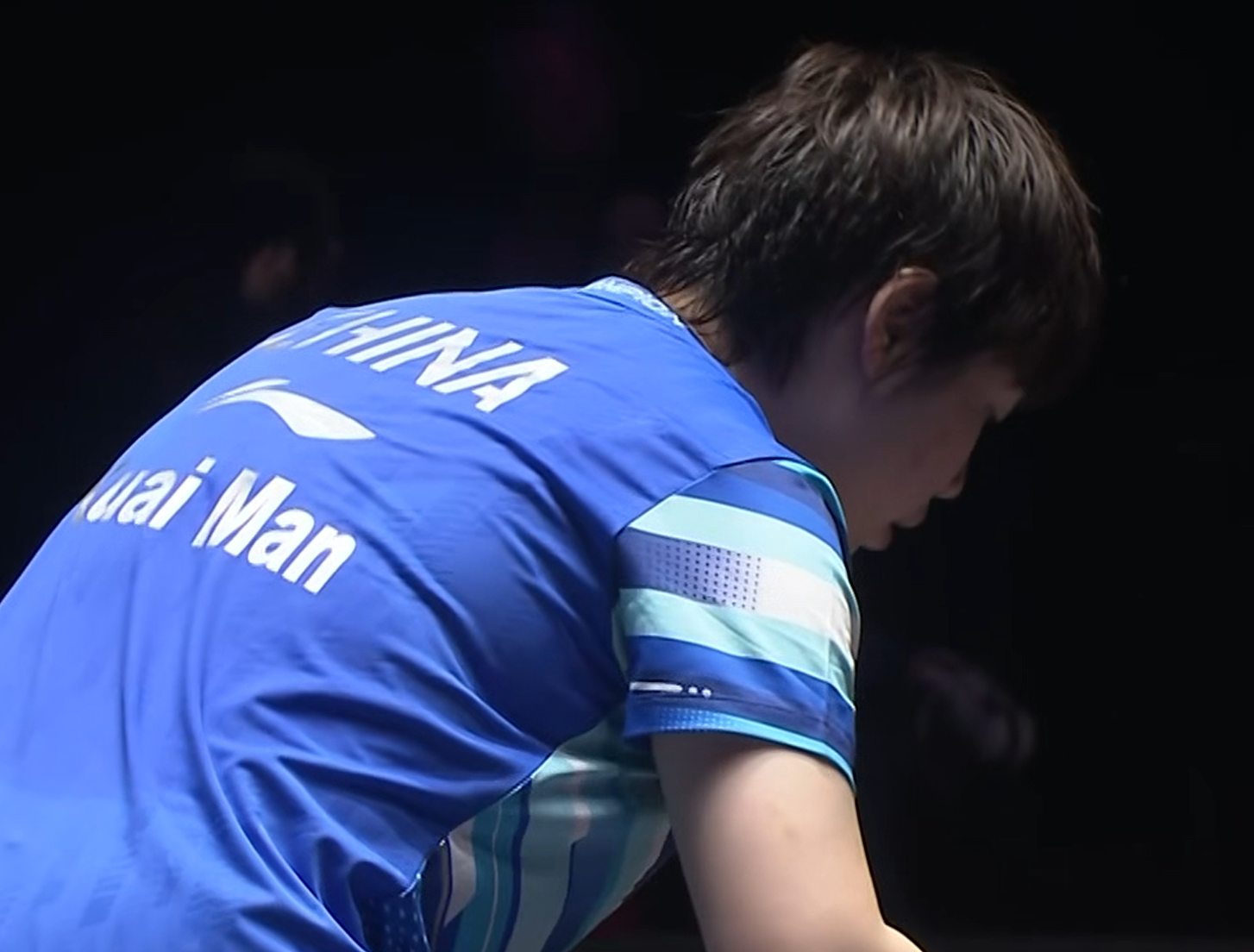 中后局即便, 特别是底线, 打停对手